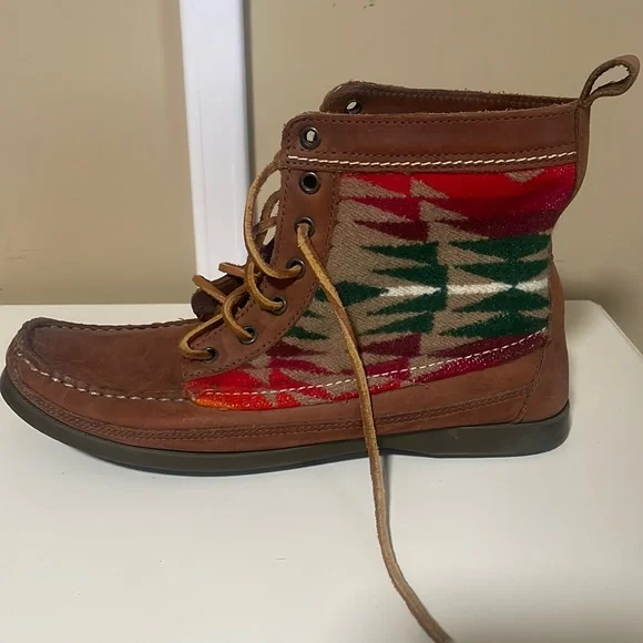 Samosa Brown Pendleton Wool Southwest Print Lace-Up Boots - Picture 1 of 4